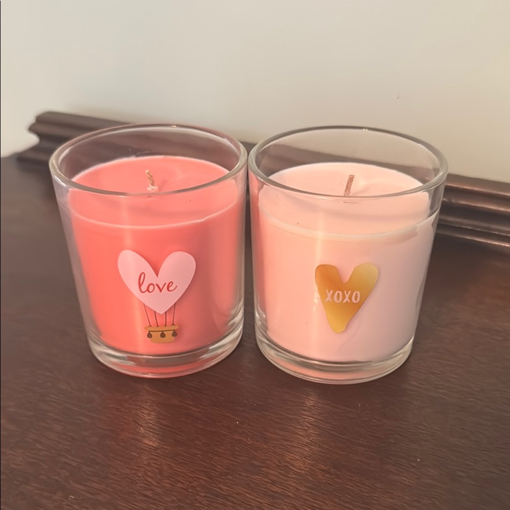 Set of Pink and Cream Scented Candles. Yankee Candles.